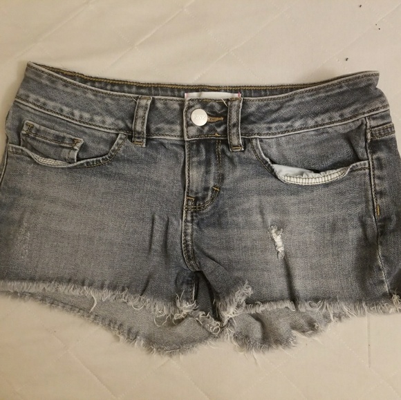 VS PINK Cut Off Jean Shorts - Picture 4 of 4
